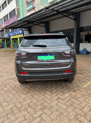 Jeep Compass Limited T270 1.3 TB 4X2 Flex AUT 2022 - Imagem 4